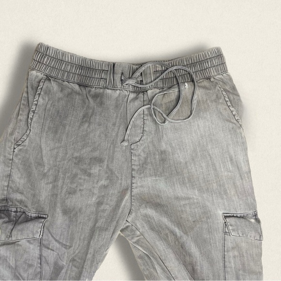 gray cargo pants - Picture 3 of 4